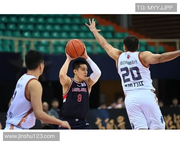 南京篮球队的比赛节奏分析与战术调整探讨 南京篮球队的比赛节奏分析与战术调整探讨